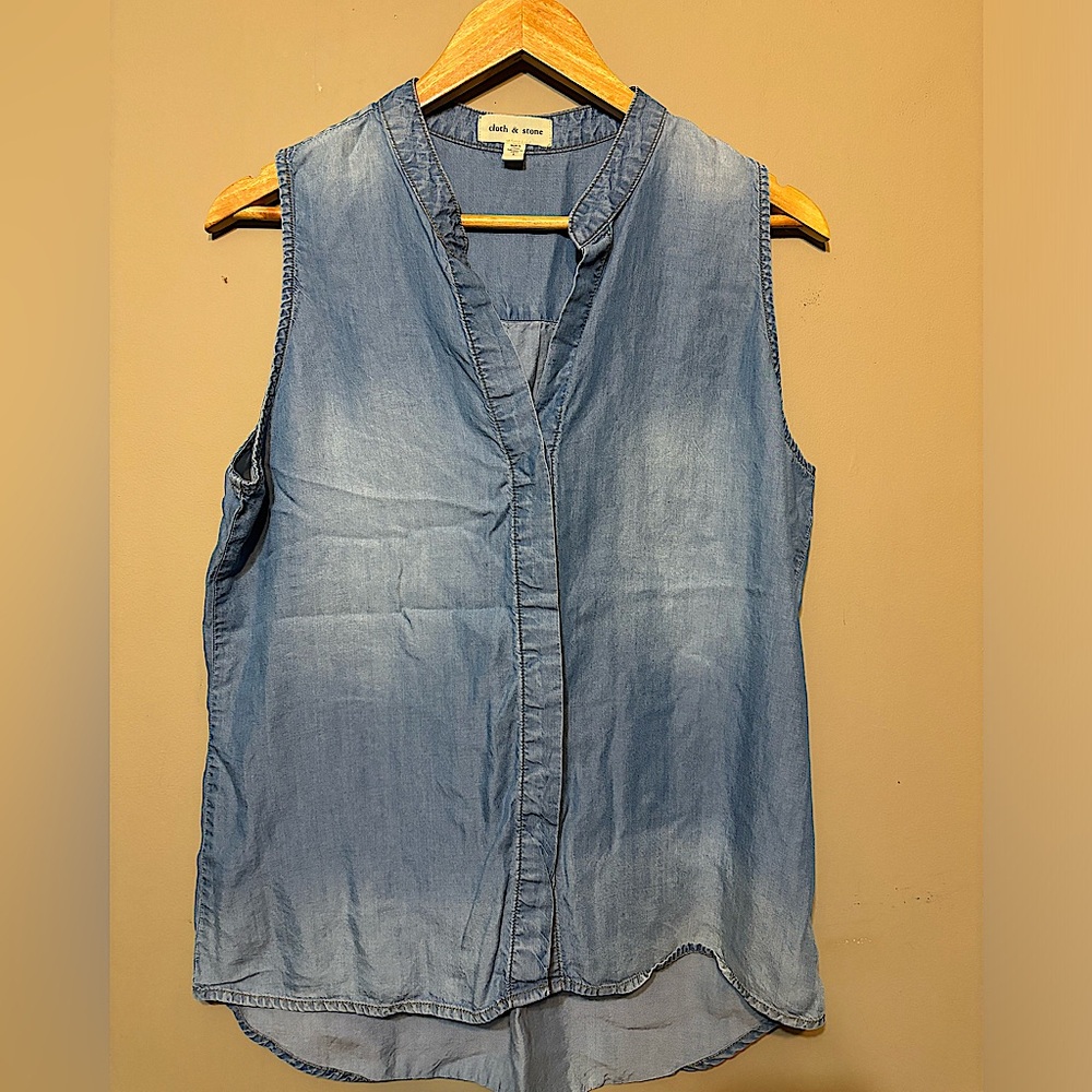Cloth & Stone Blue Sleeveless Top